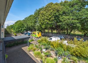 Photo 31- click for photo gallery